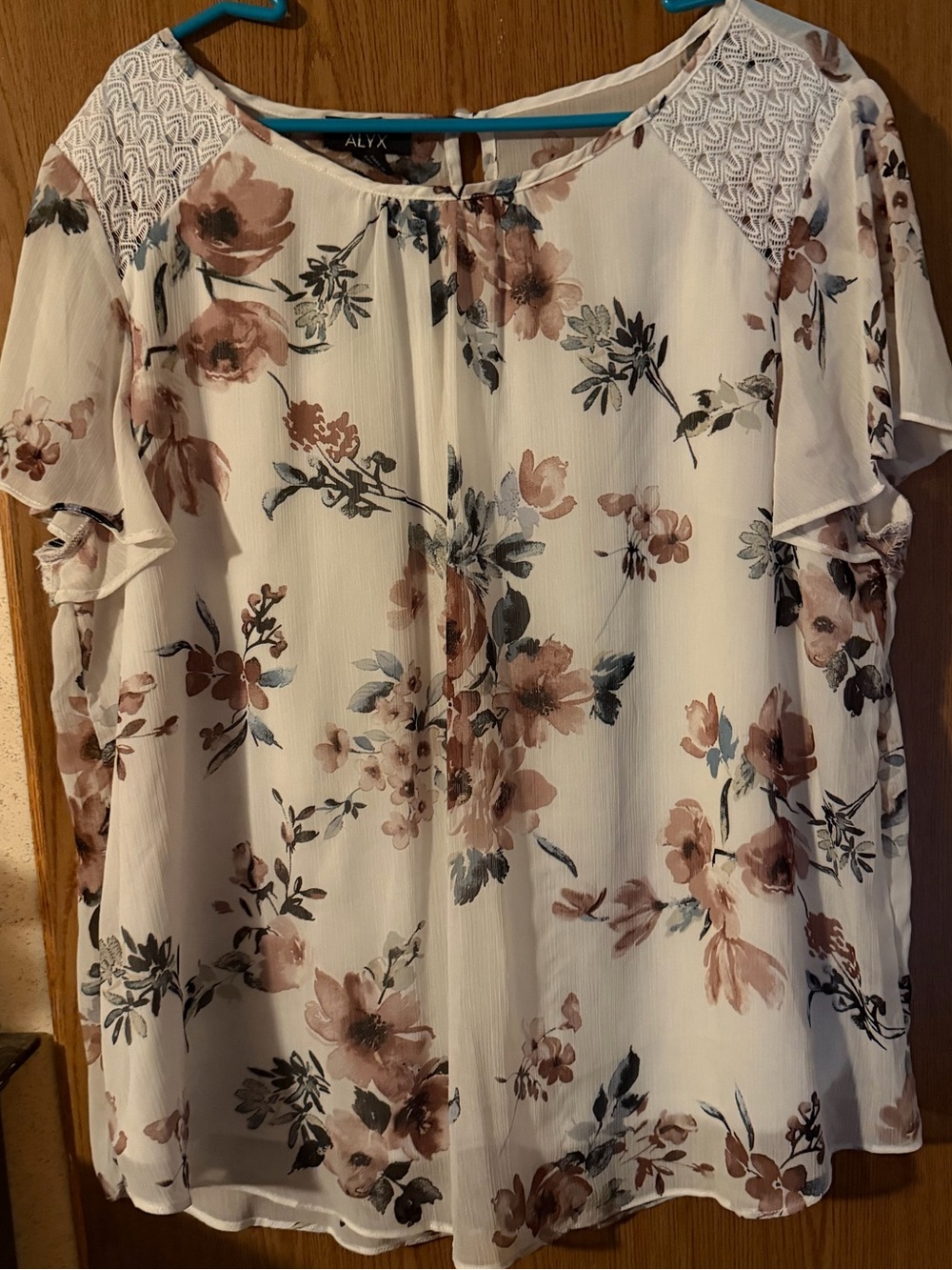 ALYX Cream Short-Sleeve Floral Blouse with Mauve and Dusty Blue Accents